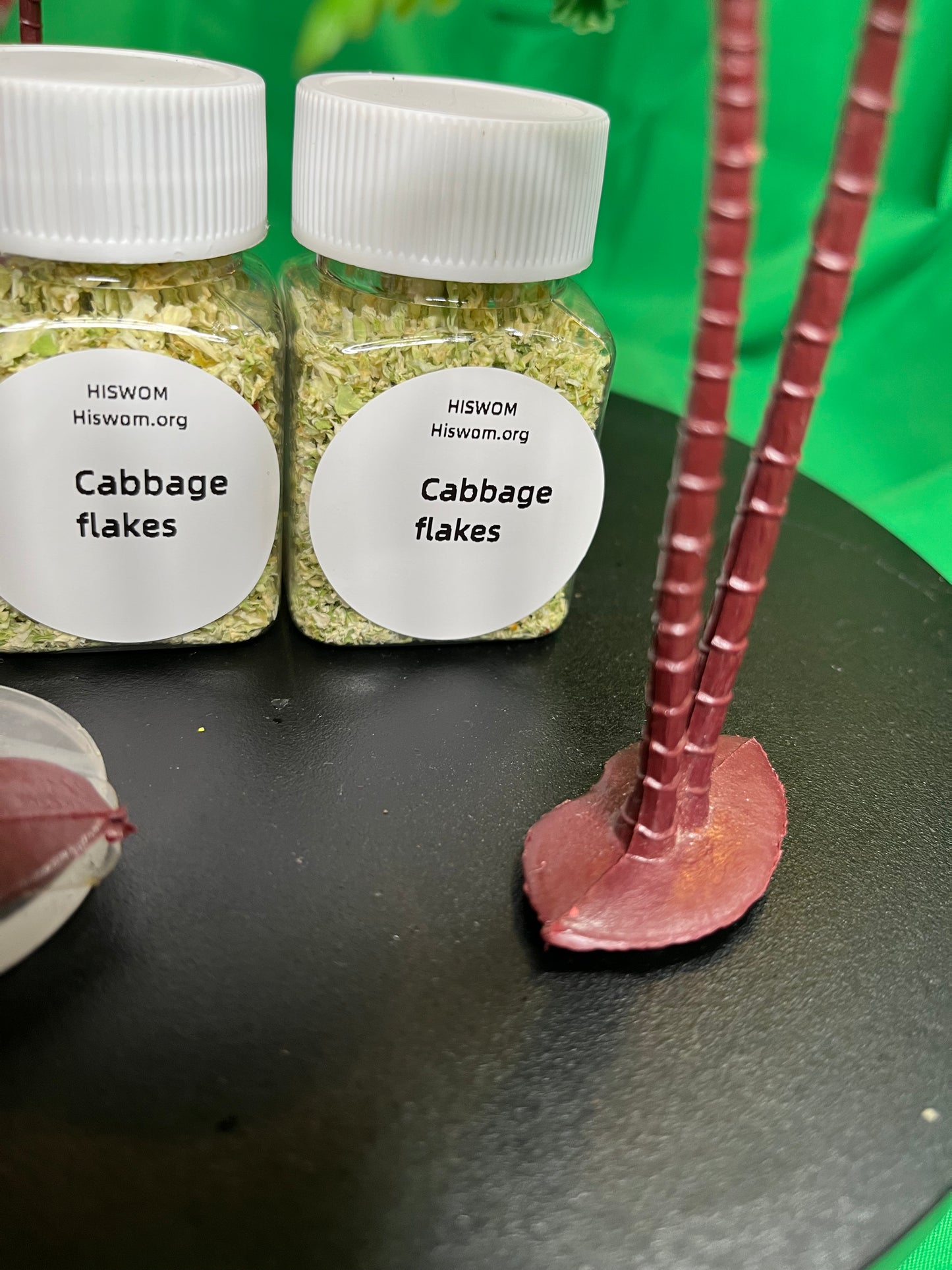 Cabbage flakes